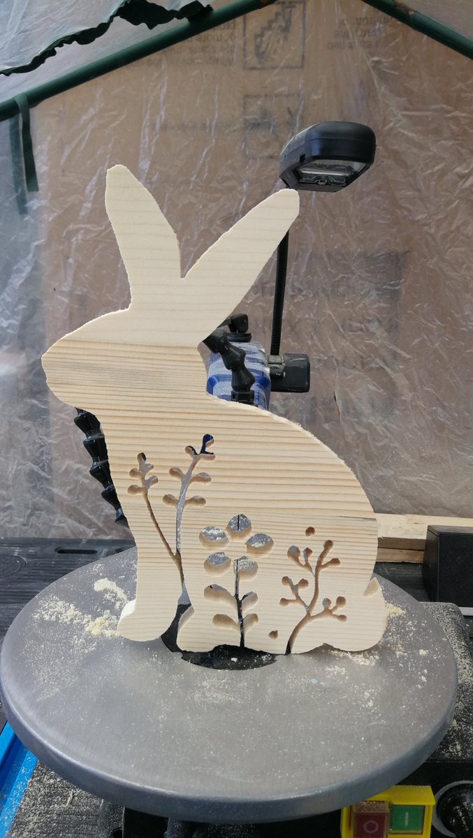 forever_ferrans's tweet photo. Not long to go 🐰😂

#wood #woodworking #diydecor #diyprojects #diycrafts #diyhomedecor #diy #craftsmanship #crafts #scrollsawaddict #scrollsawing #scrollsawproject #scrollsawart #scrollsaw #woodcrafts #woodshop #woodartist #wooddecor #woodcut #rabbit #rabbitlife #rabbitlove https://t.co/xLcJl8H725
