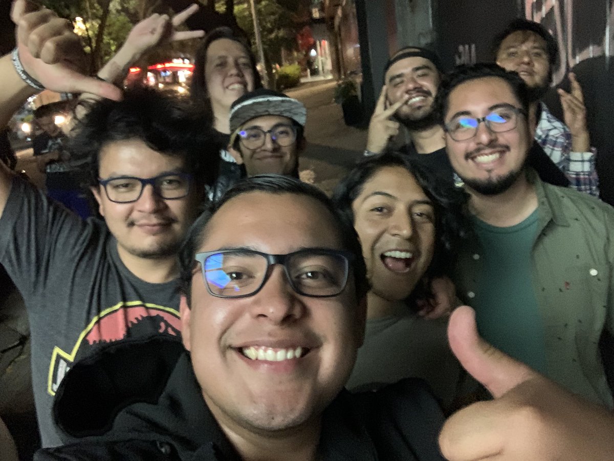 Muchas gracias por su apoyo el día de ayer, pasé lo que pase ustedes ya nos hicieron campeones.