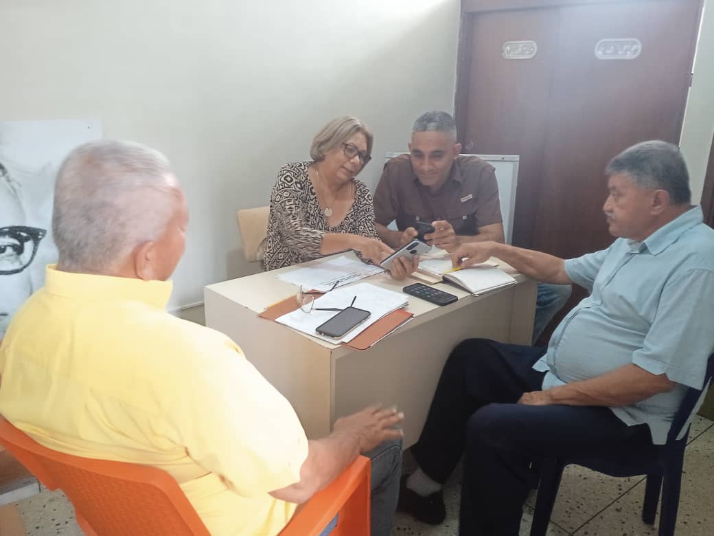 morillo_anto's tweet photo. El cambio ocurre si es la base de la organización la que lo entiende y realiza. "A la orilla del camino" https://t.co/ZCMz1er3o3