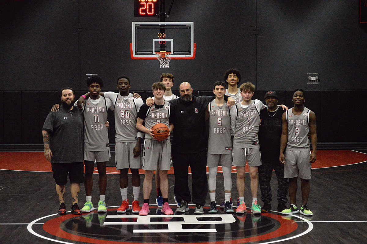 PhhPrep's tweet photo. THANK YOU SENIORS
Year 4 Has Been a Great Success and These Seniors Had a Huge Role In That Success 🔥🏀
#FIREPHHamily #FearTheFire https://t.co/aViZEDjZL6