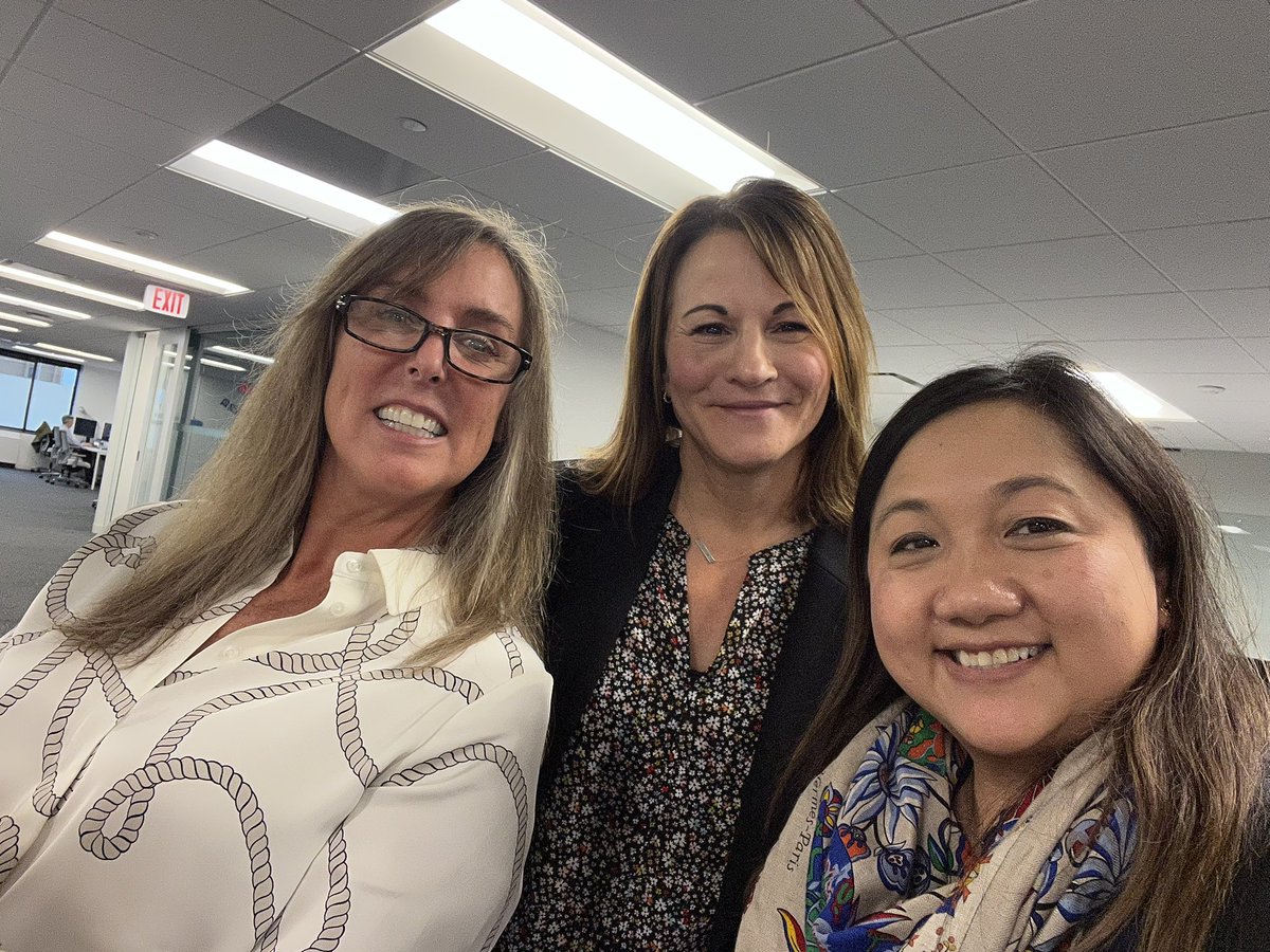 KimYuMD's tweet photo. and @AledadeACO recently eliminated $93M worth of medical debt for over 110,000 patients in LA and MS! With over 1500 practices in 45 states, I’m excited to be helping physicians thrive in practice. Grateful to be working #withprimarycare #forprimarycare #inspirecreatelead https://t.co/vfQDSHJ1MA