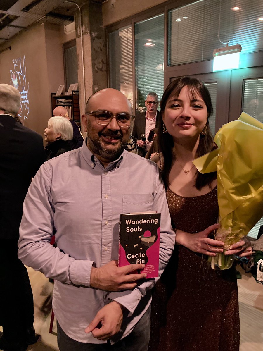 Congratulations to @CecilekvPin on the publication of Wandering Souls. Fantastic launch at Reference Point. Cecile was in the London Writers Awards <a href="/STWevents/">Spread the Word</a> 

This also counts as evidence that occasionally I do leave my flat. Looking forward to more events this year.