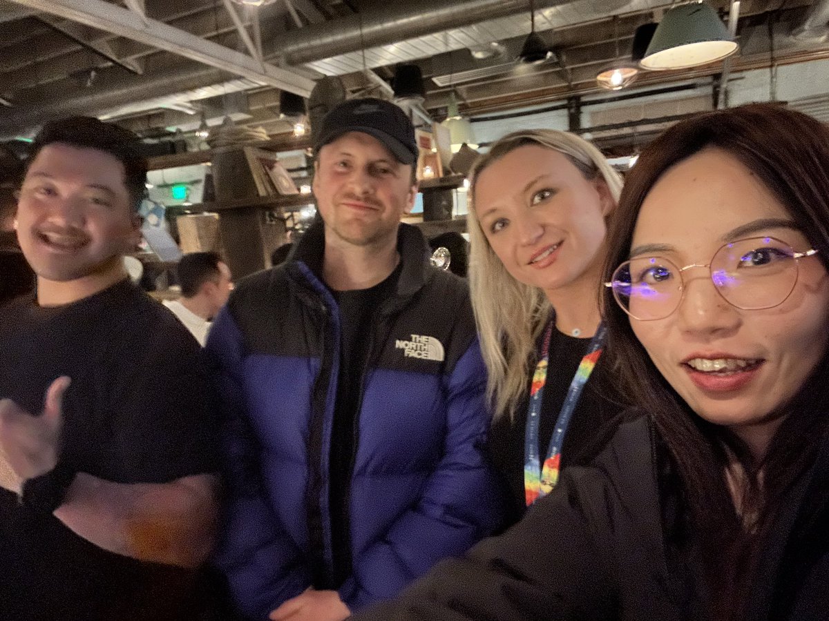 CamillaCaban's tweet image. Awesome meeting the @GalaxyBlitzGame team at #ETHDenver last night! They will be launching on #Conflux very soon! 👏🥰