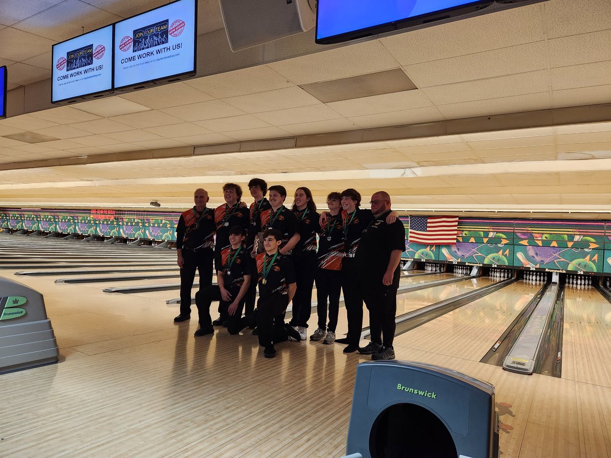 OHSAA Boys District Bowling: Beavers are the 2023 District Runner-Up and advance to the State Championship next week!!!
#gocreek #gobeavers