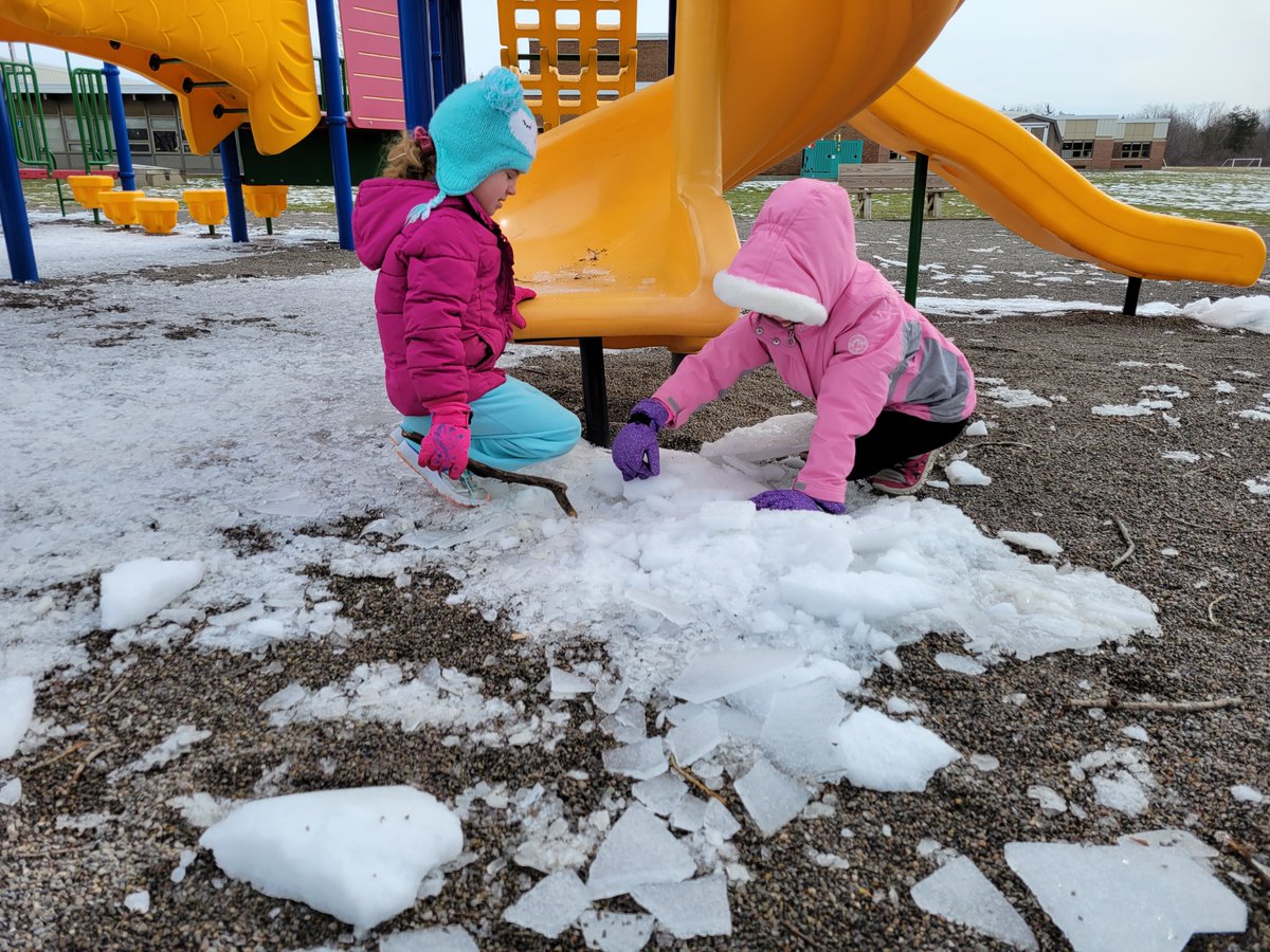 Mrs. Etzel tweet media