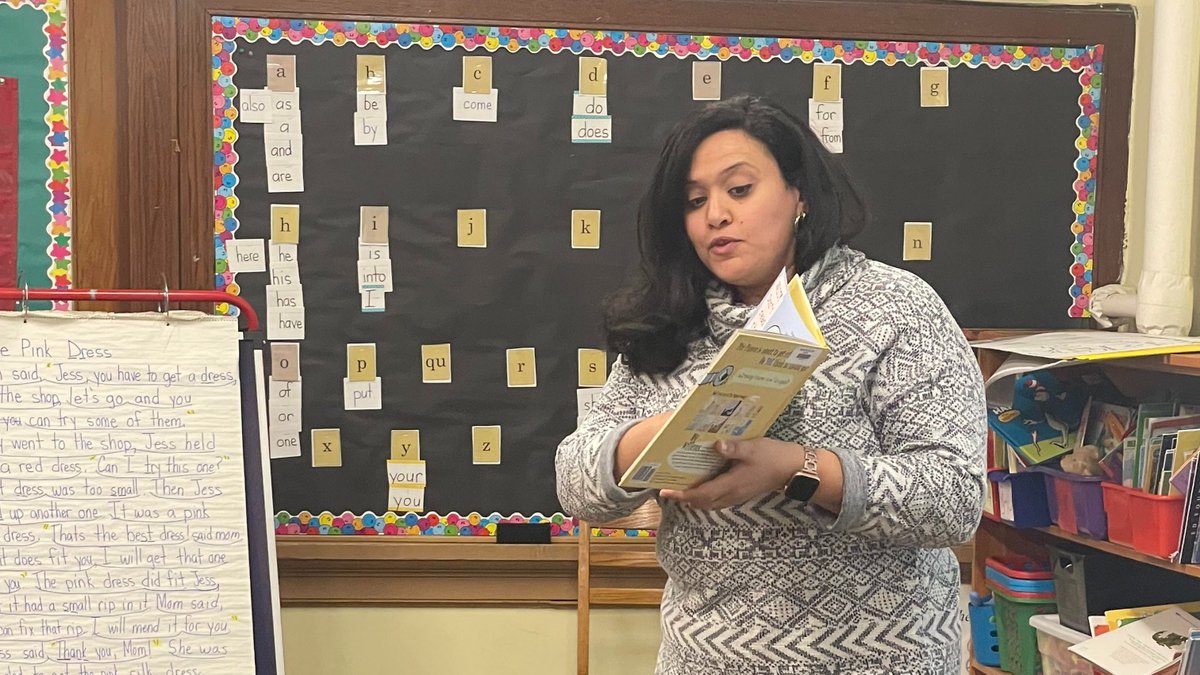 S9_Belleville's tweet photo. Thank you to all the guest readers who visited School 9 to celebrate Read Across America!
#school9 #ReadAcrossAmerica2023 ππ https://t.co/gicxjh7SXJ