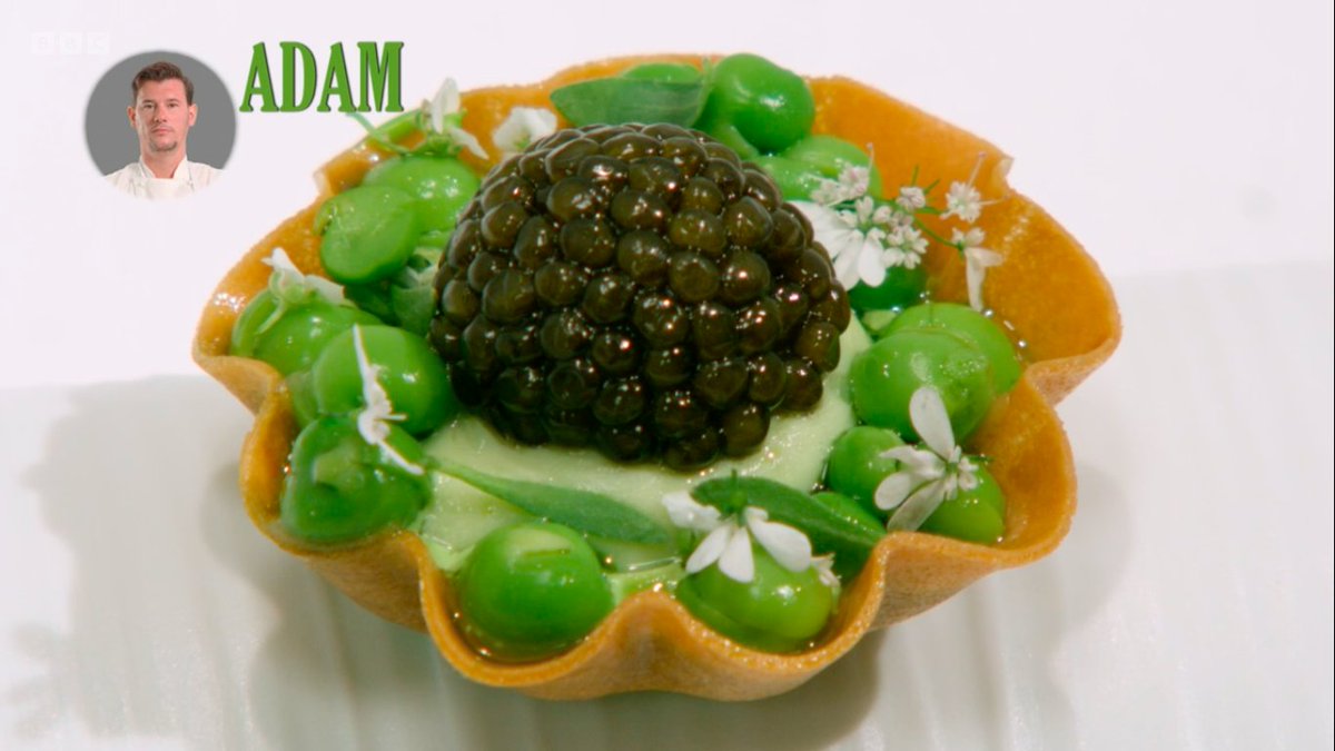 gbchefs's tweet photo. Curtain up on crispy canapรฉsโฆ
#GreatBritishMenu
@AHRestaurants
#MarkMcCabe https://t.co/zjTGsXCy87