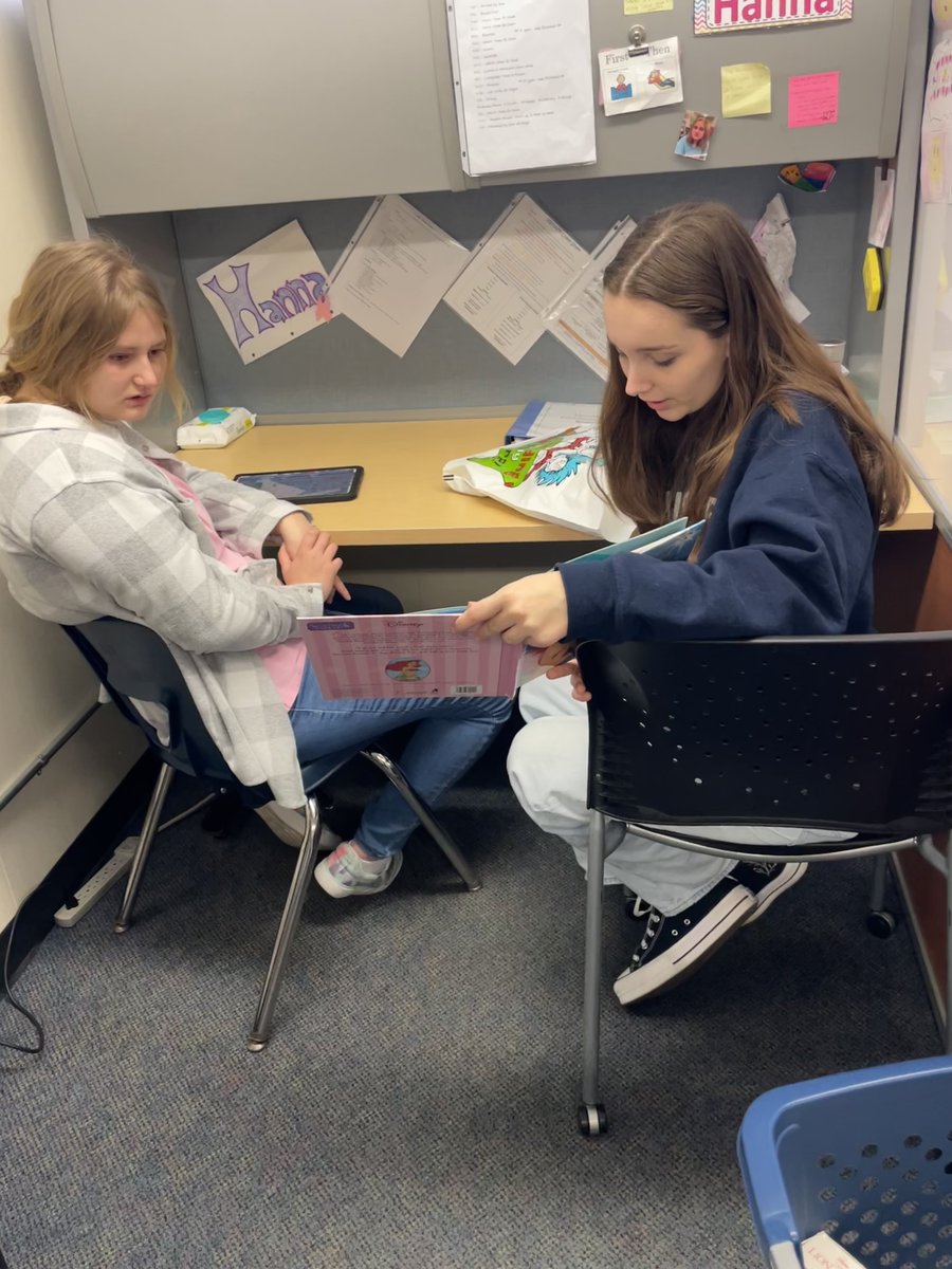 What a fantastic way to spend #ReadAcrossAmericaDay! Our book club students read books purchased through the <a href="/lsedfoundation/">Lee's Summit Educational Foundation</a> Student-Led Grants to students at <a href="/MillerParkLSR7/">MillerParkLSR7</a>  and then donated all of the books to their emerging library.