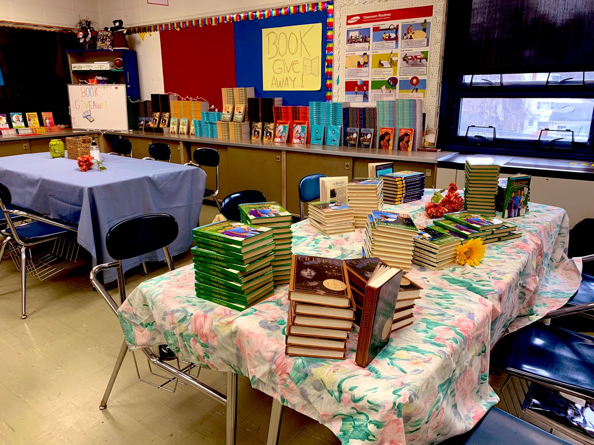 cloonanprincipl's tweet image. CMS is all in for tomorrow’s Book Giveaway. Thanks to @SPEFct and @RIFWEB for donating free books to our scholars. Thanks also to Ms Clucus and Mr. Huertas for arranging this. @SPSSuper @spsassistsuper @abeldotti @StamAdvoSchools #SPSInspire #SPSChallenge #SPSPrepare #cmsnews