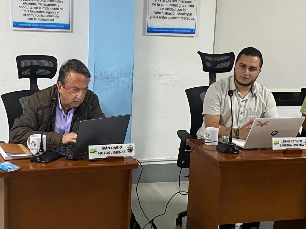 concejogranada's tweet photo. Durante este mes ratificamos nuestro compromiso con la comunidad granadina, seguiremos trabajando unidos por el bienestar integral de nuestro municipio. 

#TrabajandoUnidosPorUnaGranadaMejor 𝓦𝓲𝓵𝓼𝓸𝓷 𝓖𝓲𝓻𝓪𝓵𝓭𝓸 | 𝓟𝓻𝓮𝓼𝓲𝓭𝓮𝓷𝓽𝓮 https://t.co/Q2iMJPTuFR