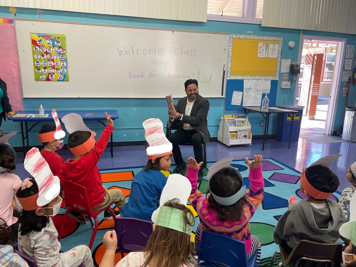 D2SergioJimenez's tweet photo. Today is National Read Across America Day, and I was invited to join some enthusiastic San Jose Recreation Preschool-ers to celebrate. We read "Lola at the Library" as they wore their hand-colored Dr. Seuss hats. It was a wonderful morning spent in #SJD2! https://t.co/vBtpxUOZVD