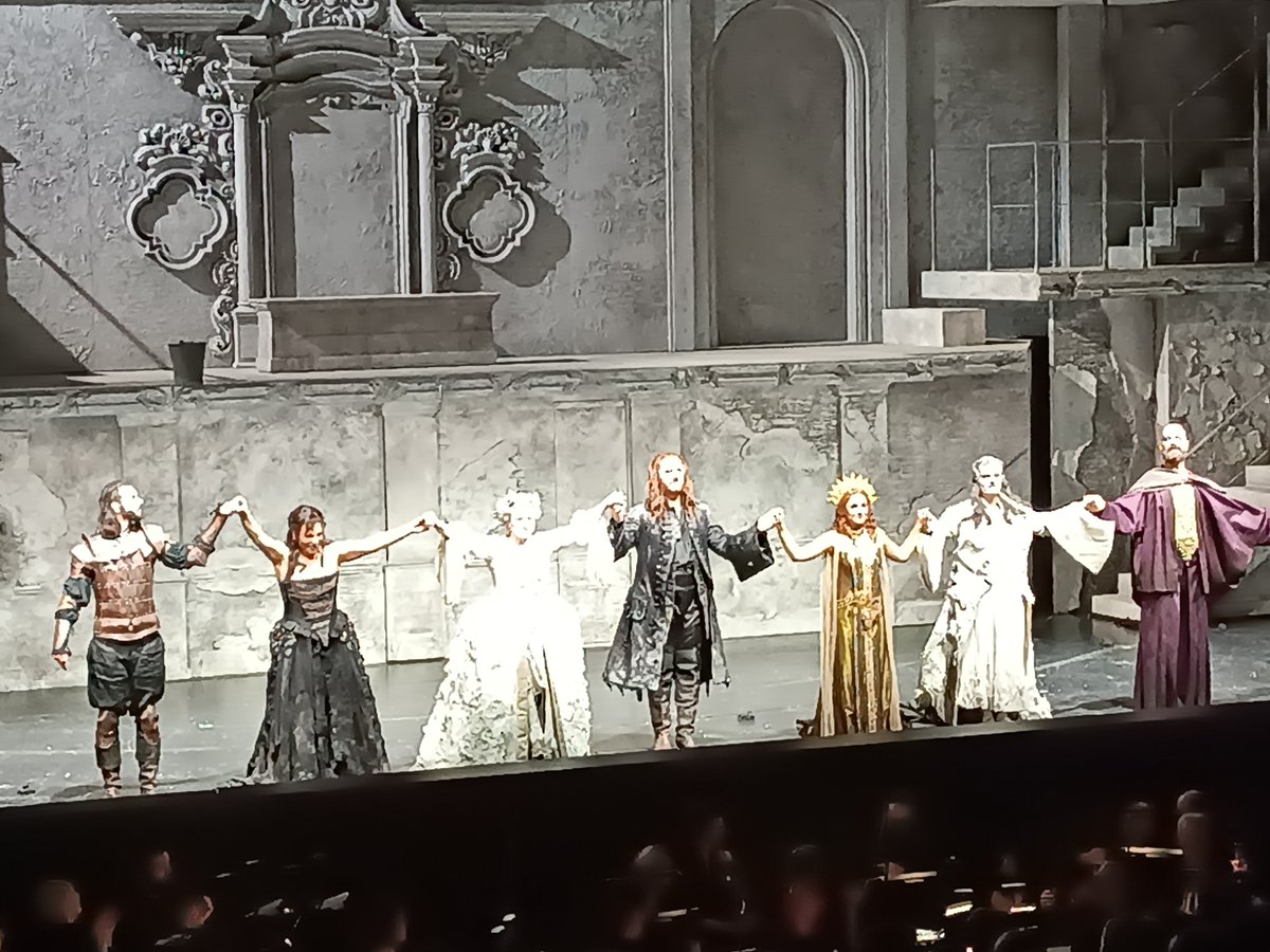 opermagazin's tweet image. Musikalische Sonnenseite in Carlos Wagners Neuinszenierung von #Ottone für die #Händel-Festspiele Karlsruhe. Carlo Ipata ist ein ernstzunehmender Händel-Dirigierstar mit Präzision und Sinnlichkeit, er motiviert das ideale Ensemble zu Höchstleistungen.