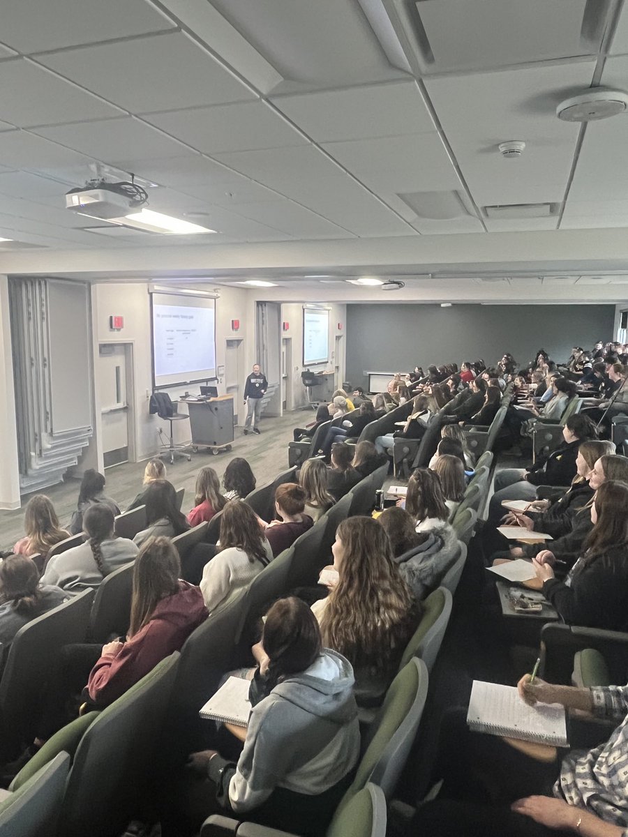 I know it’s tough to see, but that’s MMS leader Colin schooling over 100 education majors at NWMSU on how he uses data and the 7Habits to guide his own learning. Leadership/data notebooks work! Public speaking takes courage! Thanks Colin! ⁦<a href="/TheLeaderinMe/">The Leader in Me</a>⁩