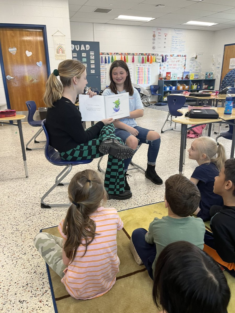 Mrs. Lauren Veator tweet media