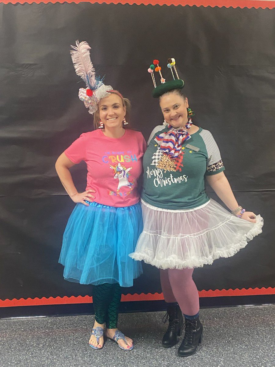 Things can get a little WACKY in Kindergarten! 🤪 @McAllister_ES #MESrocks #KinderRocks #ReadAcrossAmerica