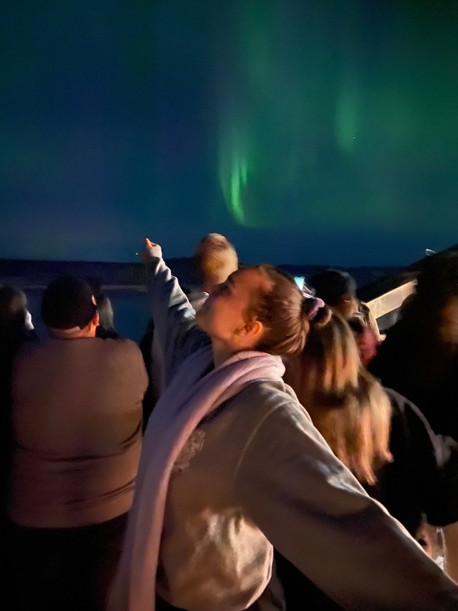 iNa_aCe's tweet photo. So the northern lights were crazy…#Finland #MissionaryForJesus #TravelingThroughEurope https://t.co/Aka7vlOYBj