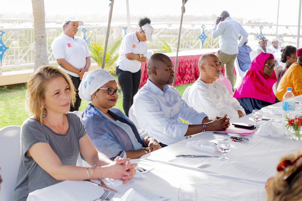 STA_Niger's tweet photo. Merci d'avoir participé à notre événement de lancement de produit. Votre présence a contribué à son grand succès, et nous apprécions votre soutien et votre intérêt pour notre nouveau produit. https://t.co/vq0qIJC6Qa
