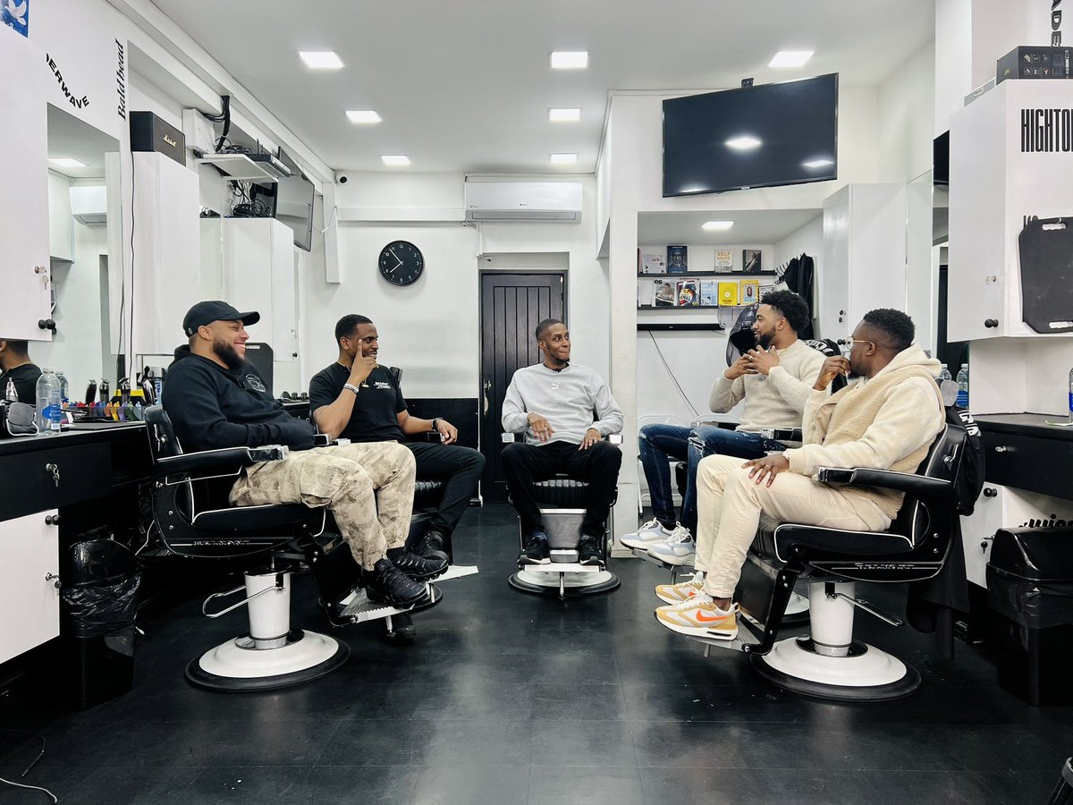 DJ_Haych's tweet photo. Had a great sit down conversation with a few stand up guys 👊🏾

Coming this month. 🫡

📸: @JonesJustJones1 / @___kingjones https://t.co/yccmLdAFoF