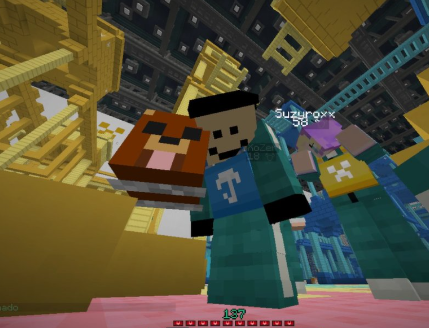 ElAlexQuackity's tweet photo. momento de decir adios... https://t.co/1HVgibYkNz