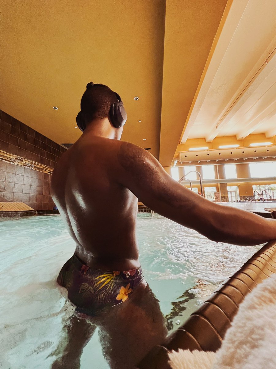 DrtyItz2's tweet photo. Taking a dip and letting the warm water work its magic π¦π§ββοΈ #HotTubMagic #WaterTherapy #ChillingOut" https://t.co/3T3KZU4QfO