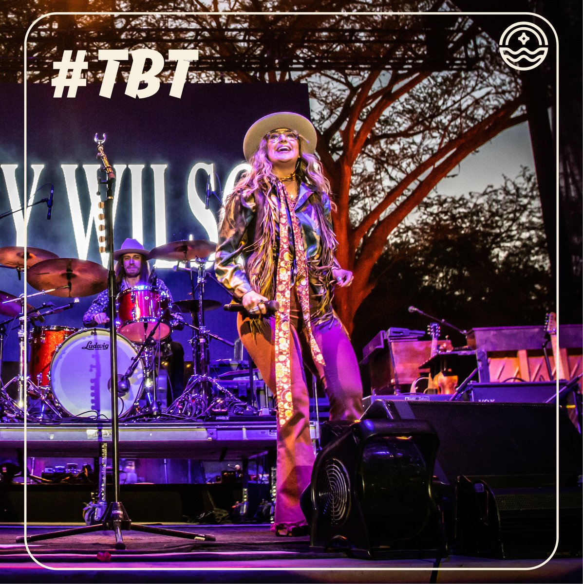 WhitewaterRocks's tweet photo. Throwback Thursday with @laineywilson

Did y'all see her last April 14, 15, or 16? She's awesome!  

#tbt #womenshistorymonth #nbtx
📸 @christinafedd https://t.co/MD573olJF7