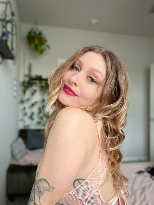 ✨✨ https://t.co/qFKVNqWMe6<a href="/tag/onmfc"class="tags"><span>#onmfc</span></a>