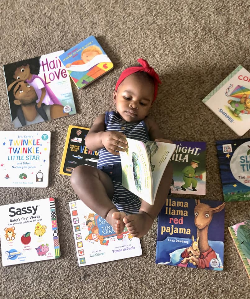 dollyslibrary's tweet image. Today is #ReadAcrossAmericaDay! Join us in celebrating by reading aloud for at least 15 minutes today! Which #DollysLibrary book is your favorite? #ReadAcrossAmericaDay (📸: Makita L.)