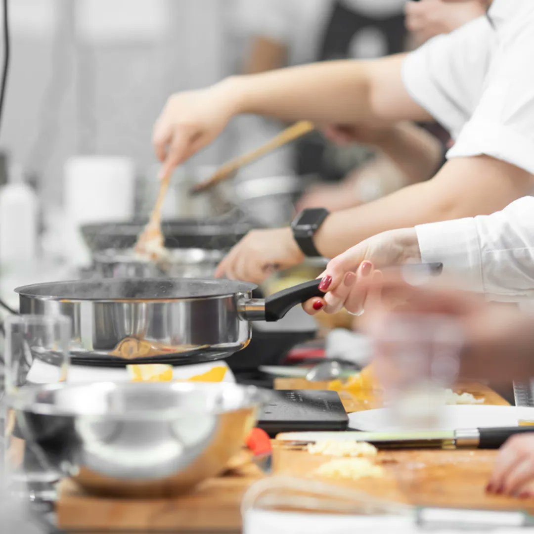 lahospitalityec's tweet photo. Let's get cooking! 🍳

Register for our Spring Course, starting April 4th. Spots are going quick!

#culinaryschool #hospitality #culinaryservices #Inglewood #Educationcenter #careers #culinarycareer #cook #culinaryindustry #cooking #lahec #culinaryschool #springsemester https://t.co/9zVVvWaHJi
