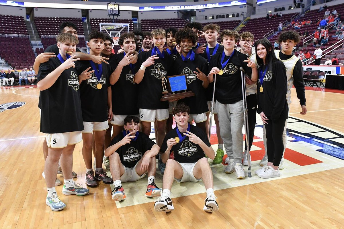 Berks Catholic produces another ‘Giant’ effort in claiming second straight title mikedragosports.com/saints-in-cham… #mikedragosports