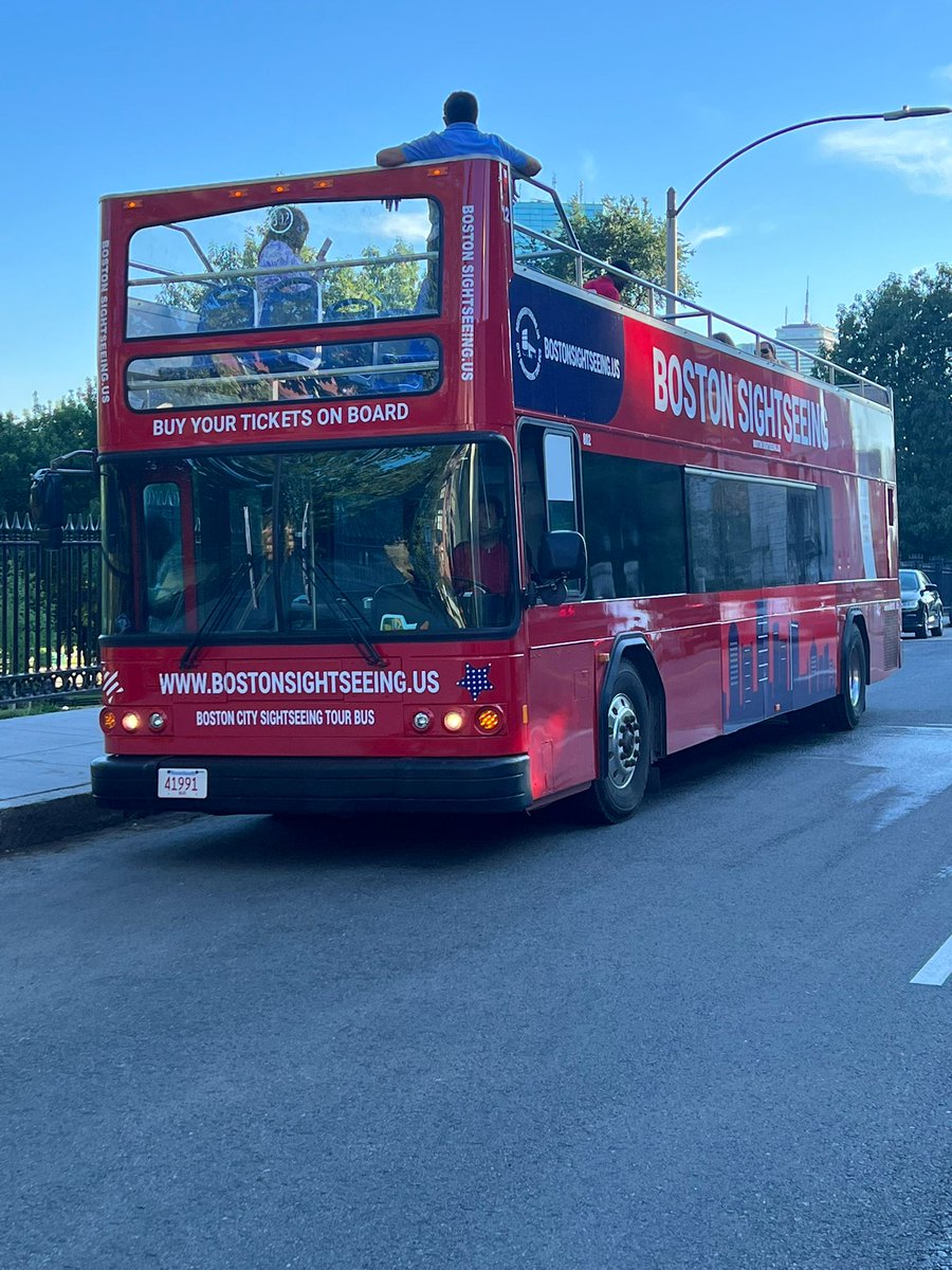 explore the #historic city of #boston with the @BostonSightsee  #doubledeckbus. Enjoy the #hoponhopofftour to explore the city.

#bostonsightseeing #bostontours
 #sightseeingbus  #bostonusa #sightseeingboston #travelboston #exploreboston #sightseeingboston #visitboston