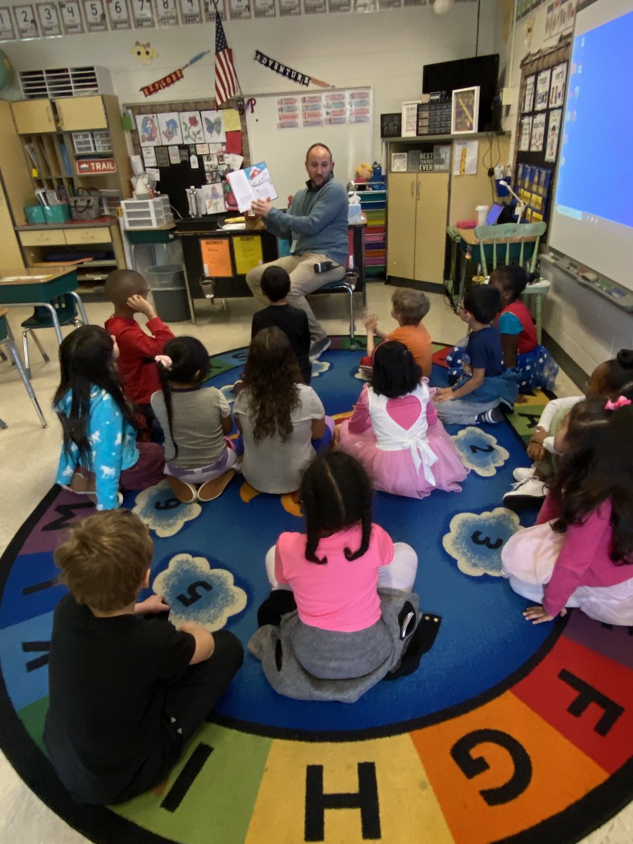 ashleymalk's tweet photo. How lucky are we? Our amazing @CedarForestES AP, Mr. Kuhnert came and read us a book for Dr. Seuss’ birthday. Thank you for bringing such smiles and joy to our classroom today! https://t.co/h2edSmDidi