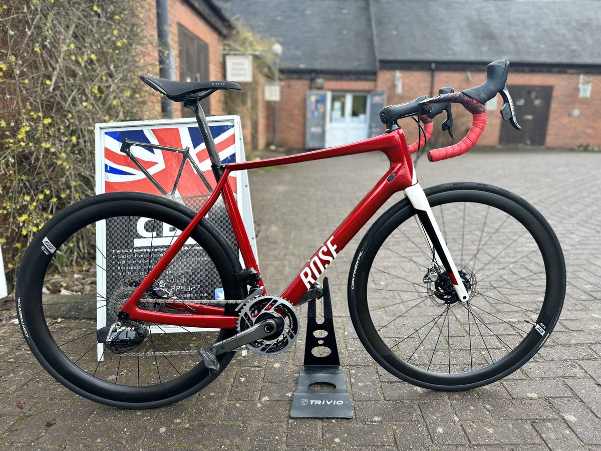 cbt_ltd's tweet photo. We have been working very hard on some full custom re sprays and I am sure you will agree this new look is stunning 
#rose #carbonroadbike #respray #custompaintwork #betterthannew https://t.co/IdlvNqNgEC
