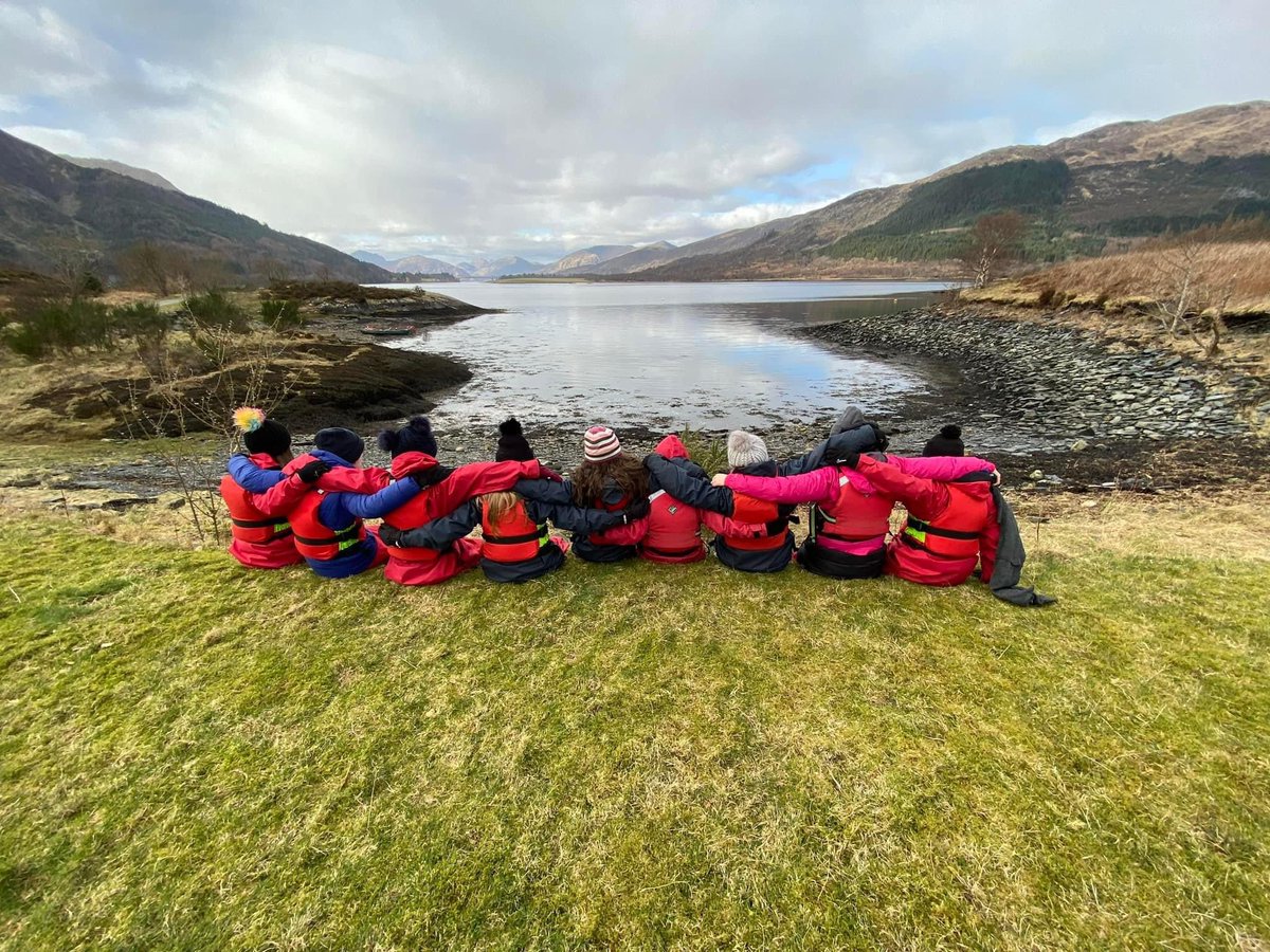 sandaigprimary's tweet photo. Last full day at Glencoe Outdoor Centre. #P7fun 💛💙💛 https://t.co/PKSMg16b4E