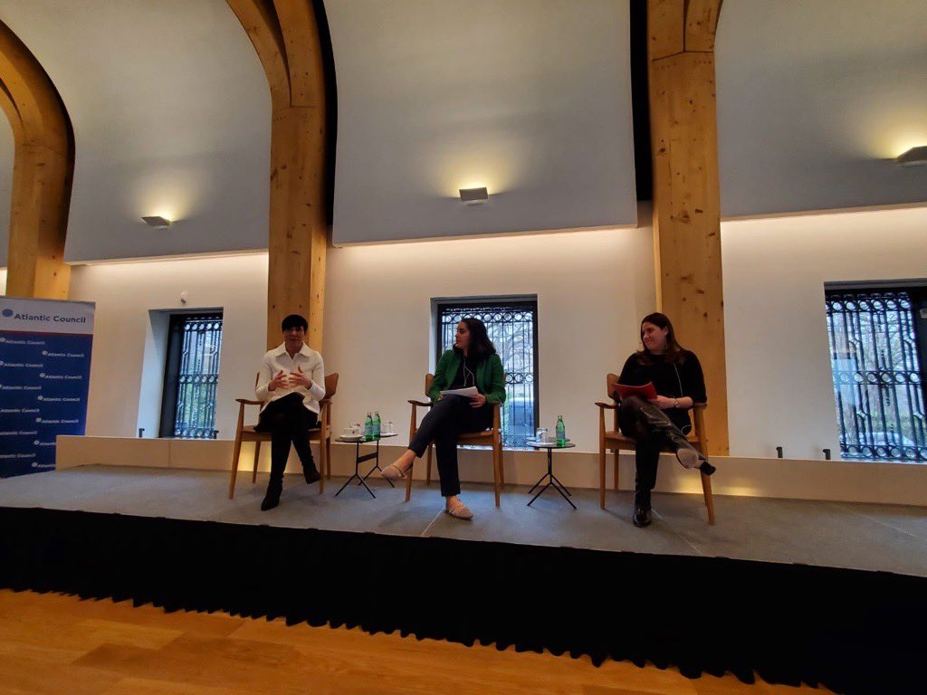 ACScowcroft's tweet photo. Special thanks to former Norwegian Minister of Foreign Affairs and Defense Ine Eriksen Søreide, @DeptofDefense’s Melissa Dalton, and @felschwartz for an excellent discussion on defense and deterrence in the High North at #LookingNorth! https://t.co/aXeIo7tmOW