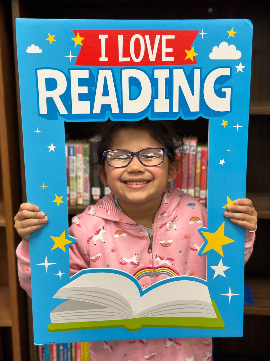 RowlettSpecials's tweet photo. @Rowlett_Bobcats love Reading!!! #ReadAcrossAmericaDay @bainsbrain @gisdnews @GISDREADS @GISDTLD https://t.co/IuCYK9OB9J