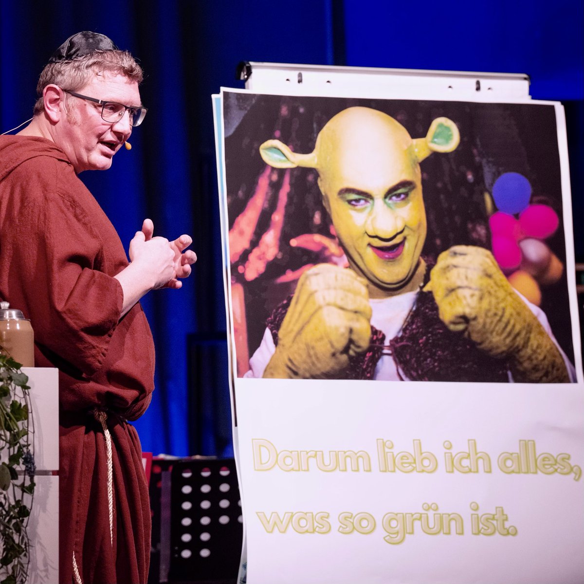 O’zapft is: Auftakt in die #Starkbier-Saison in Burgau im schwäbischen Landkreis #Günzburg. Tolle Fastenpredigt, großartige Musik und super Stimmung: Das war eine gute Vorbereitung auf den morgigen #Nockherberg. War ein sehr feinsinniges und intelligentes Derblecken.