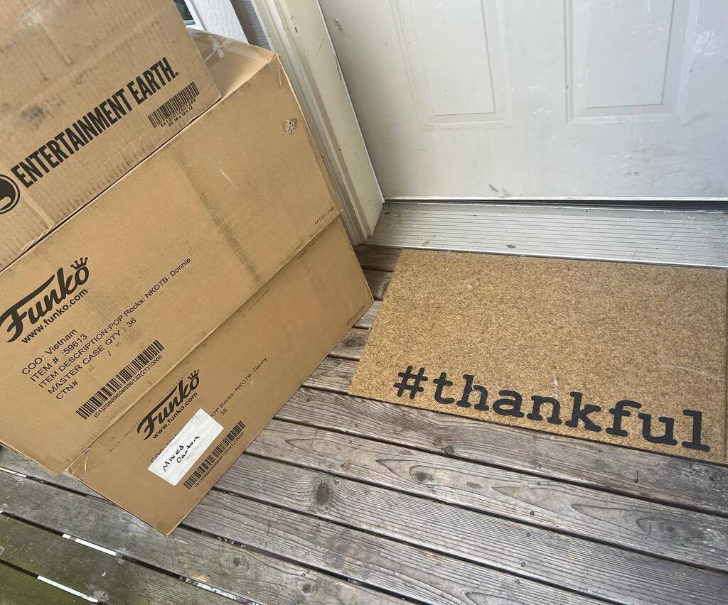 fangirl creative tweet media