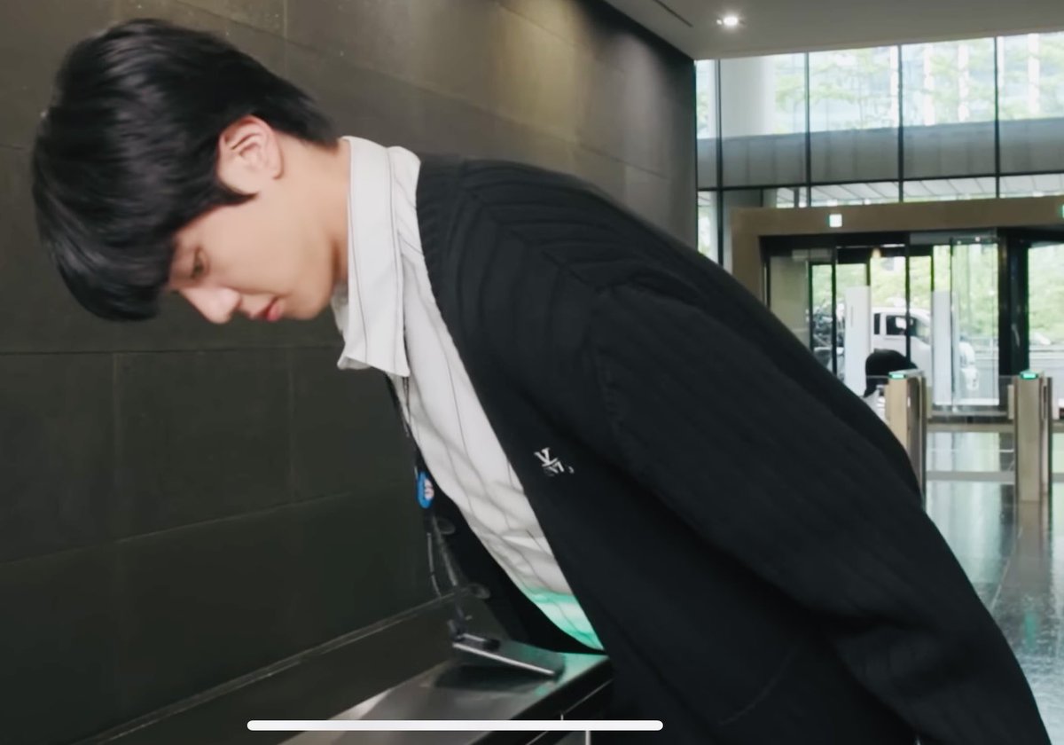 AwakeLovemyself's tweet photo. ️この雑さも大好きです💜
#素敵なジンくん集め隊
#BTSJIN
#D467
#WeLoveYouJin https://t.co/jagcf3q311