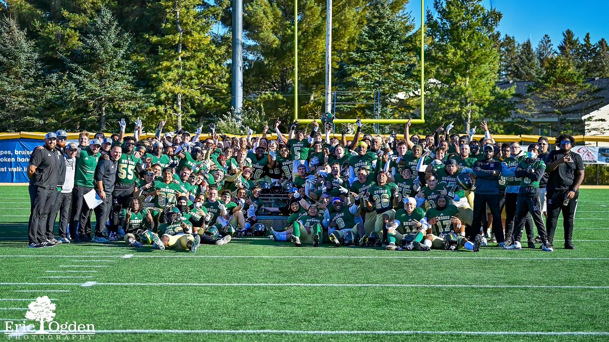 _Coach_Hobbs's tweet photo. #HussonGuys 🦅 https://t.co/qVpzxnXznn