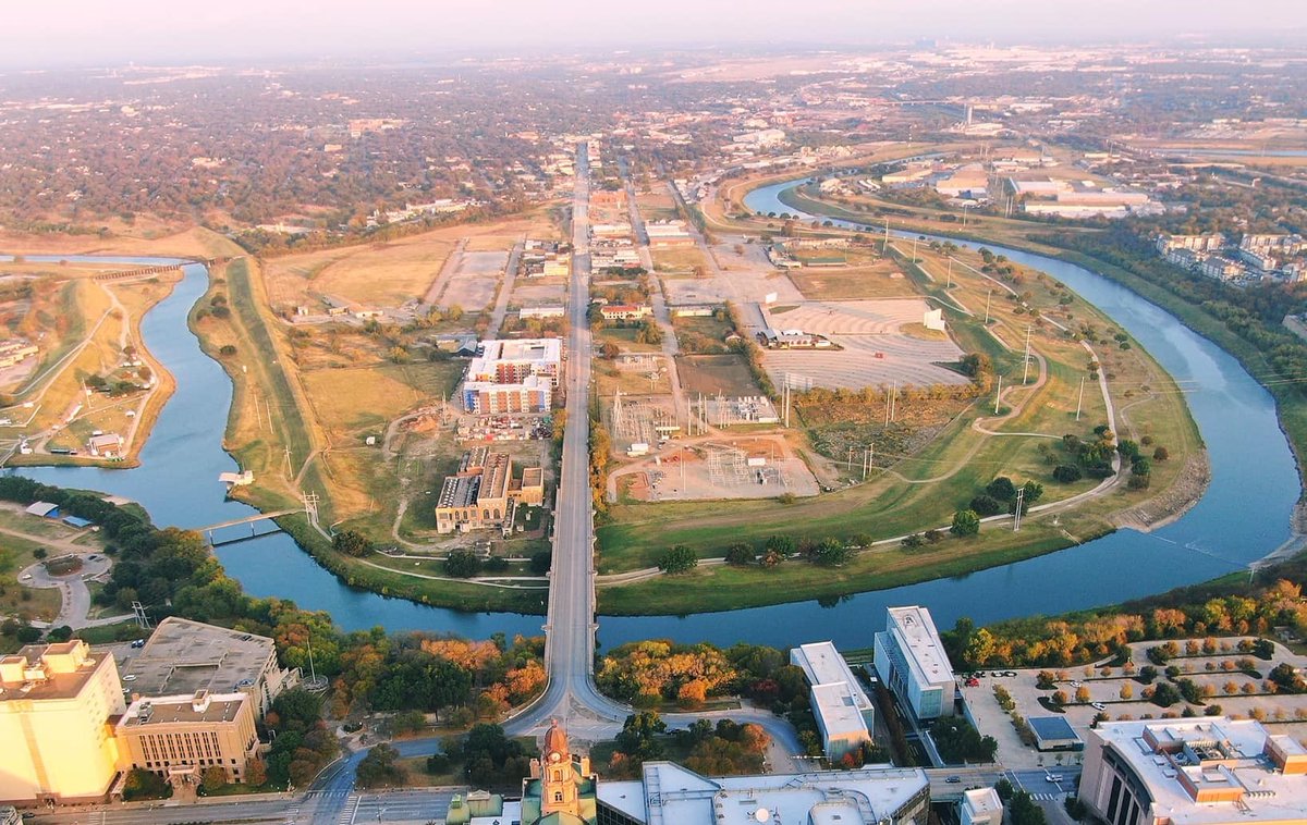 Did you know that Panther Island got its iconic name by combing the history of Fort Worth into the name of the developing area? But WHY Panther Island?? 

Read our blog for more information behind the notable naming of Panther Island: ow.ly/szb050N44Lf