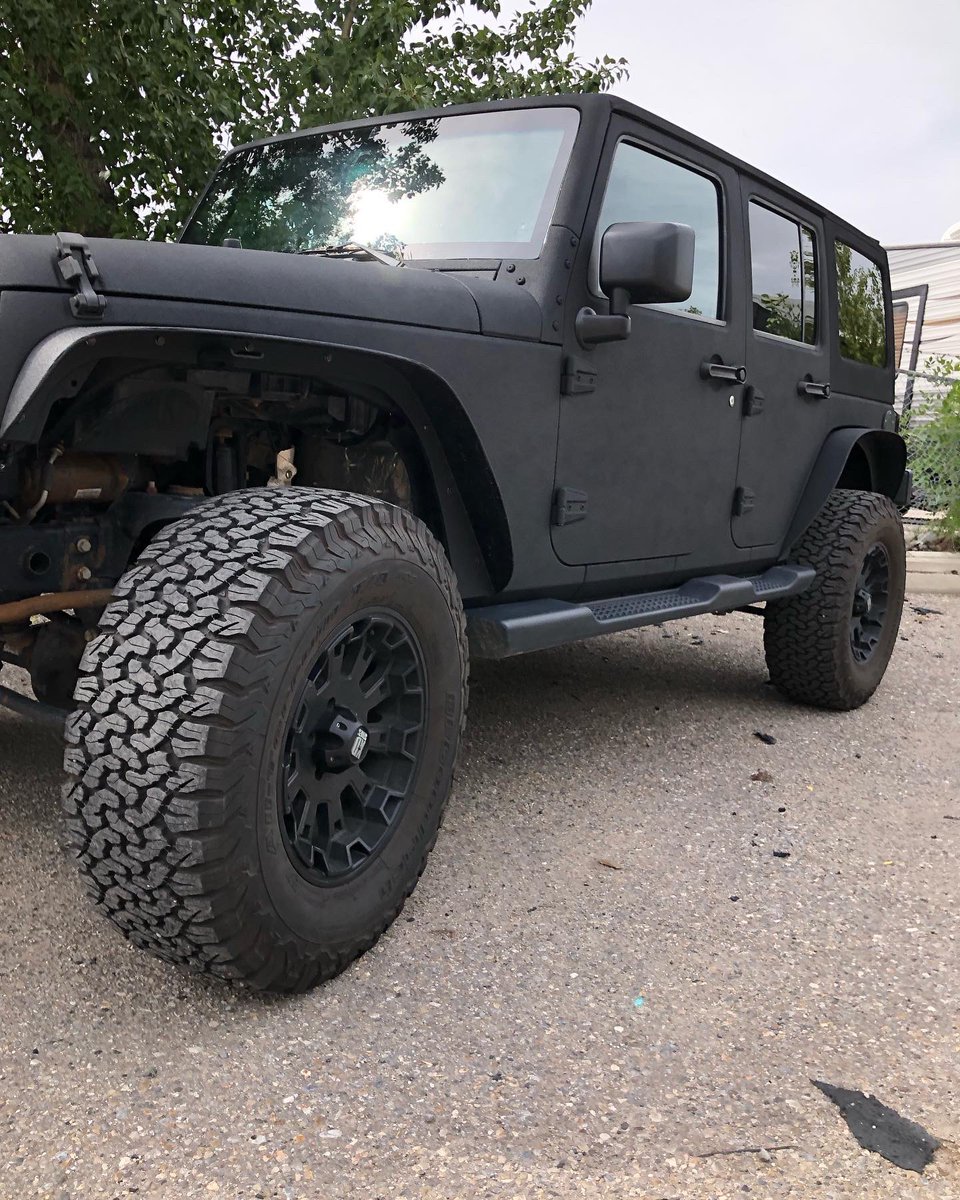 calgary_x's tweet image. We LOVE Jeeps!
OIIIIIIIO

📞North 403-291-3030
📞South 403-243-3779
Call us about YOURS!

•
•
•
#linex #linexit #trucks #calgarytrucks #albertatrucks #ford #dodge #ram #jeep #chev #gmc #toyota #tacoma #bumper #bedliner  #strong #tough #protection #toughtrucks #calgary #yyc
