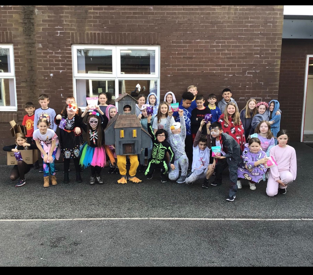 <a href="/sophieinspace/">nasa geek</a> I hope you like our Y5 WBD outfits: a tribute to their enjoyment &amp; passion for THWCL-they would love a retweet🤞
<a href="/chrisdysonHT/">Chris Dyson FCCT</a> <a href="/cathppp/">Catherine Pealing</a> <a href="/MrsF_LSMyear2/">MrsF_Deputy@LSM Year2</a> @james_jmw <a href="/livdioceseed/">@LivDioceseEd</a> @StuartMHarrison 
#workdbookday2023 
#teamLSM #readingforpleasure