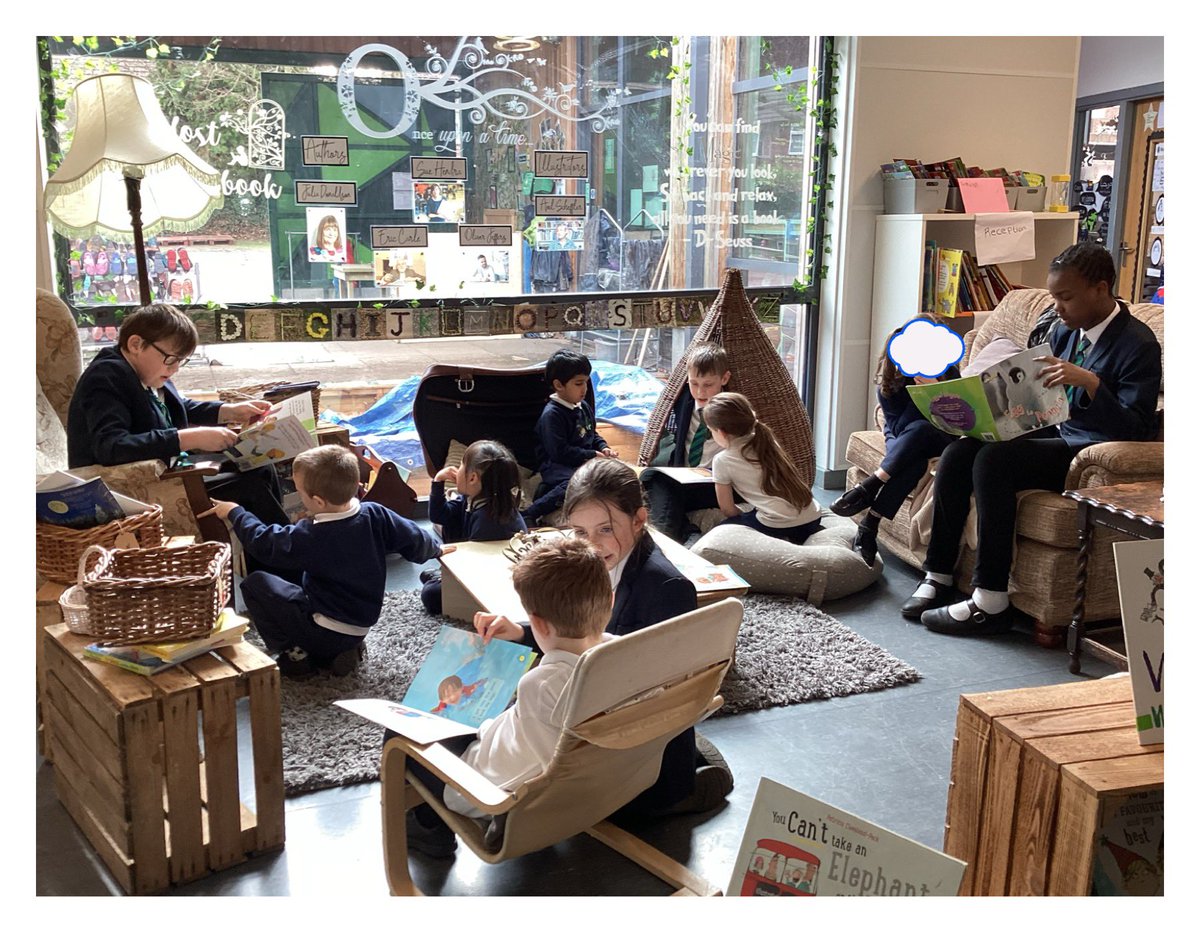 Reception L tweet media