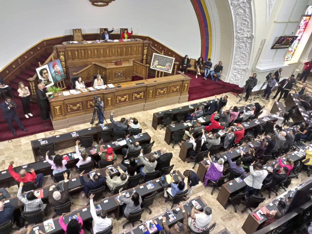 PoderYLeyes's tweet photo. Diferida  para la próxima sesión segunda discusión del Proyecto  de Ley para la Protección y Promoción de Agave Cocui- Cocuy. @pinfantea @AmkValentina @jorgerpsuv https://t.co/uq6KrLCd6r