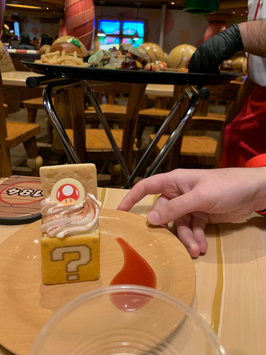 NinCartSociety's tweet photo. Food at Toadstool Cafe. Not pictured, and not present: forks. https://t.co/uSTokISoeq