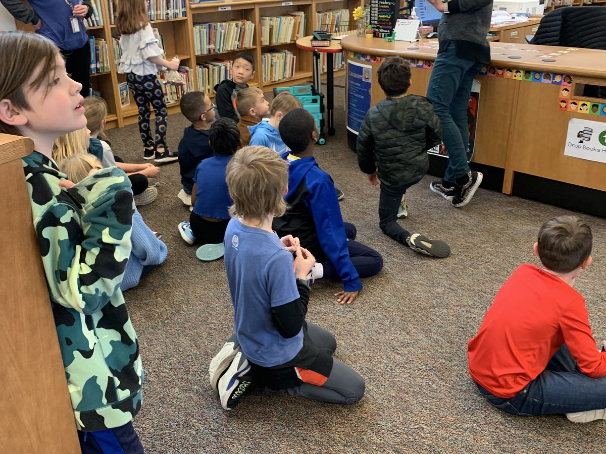 bvlibraries's tweet photo. Some fun activities happening across libraries all week for Read Across America and other lessons! 5th grade Am Rev breakouts and 2nd gr checkouts both @BRE_Library! @LKELionsLibrary with Seussville activities! https://t.co/Zp61kolFPH