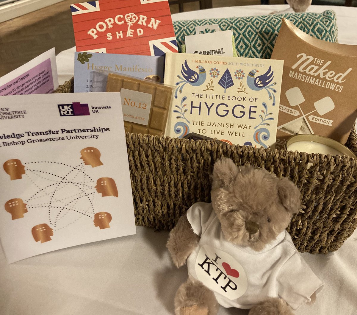 AlisonGoddard1's tweet image. A big thank you to @BGULincoln and @hygge_box for my prize at tonight’s VCS #KnowledgeTransferPartnership event. 
#PrizeDraw #LittleBoxOfHygge