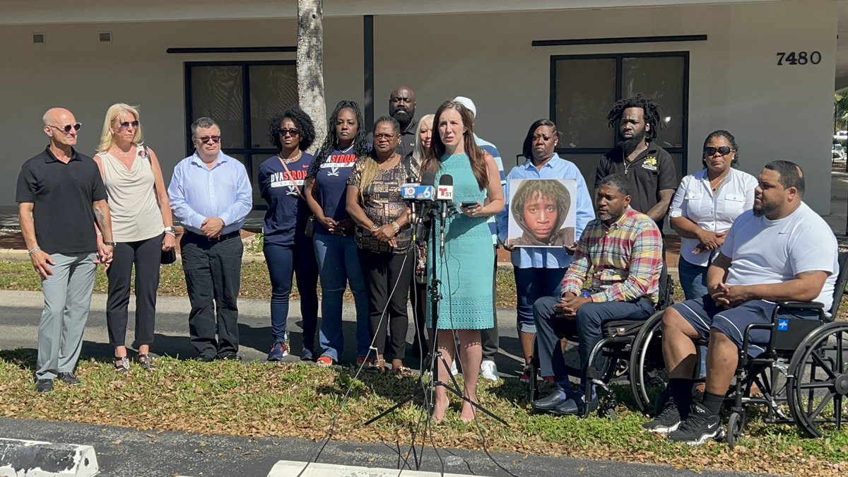 CBoomerVazquez's tweet photo. Flanked by crime victims to include parents of #ParklandSchoolShooting victims, #KingCarter’s dad, #DSeanPerry’s mom, Renée Williams, Executive Director of @CrimeVictimsOrg, described #HB837 as “overly broad” adding, “policy wise this bill is very dangerous for #Floridians.” https://t.co/3Mt4v0CtZx