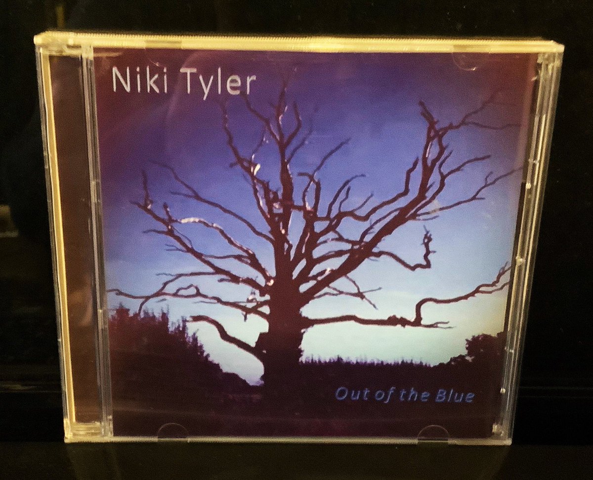 Niki Tyler Official tweet media