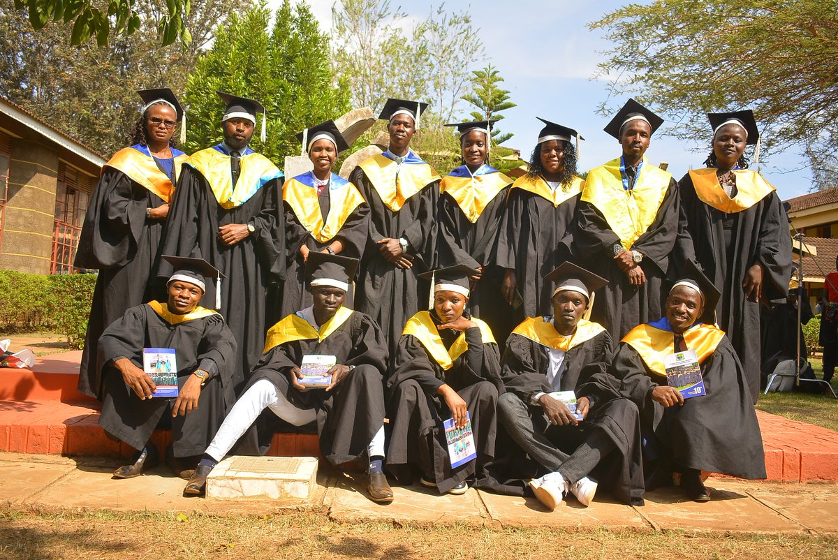 justinloyd_ke's tweet photo. On behalf of @enactusjooust ...hearty congratulations to now these alumni led by @davisachimba1 
 #Grad2023 #GradIsHere #welovegrad #10thGraduation #steppigoutonfaith https://t.co/u28tugTyYH